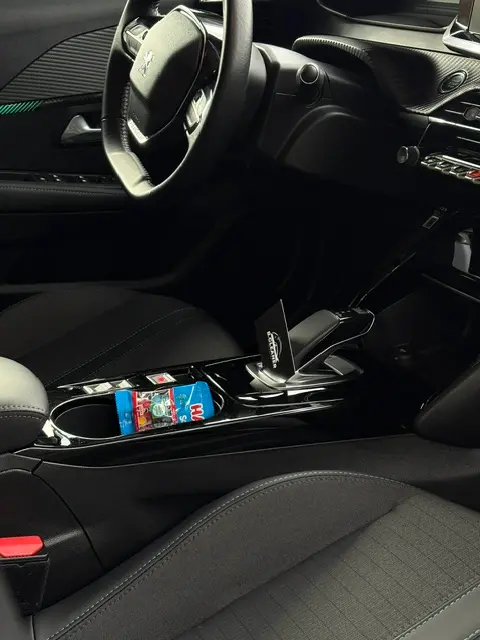 Intervention nettoyage auto à domicile — Bcleaner Nantes